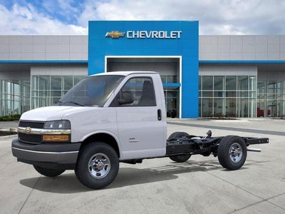 2026 Chevrolet Express Cutaway 3500 Base