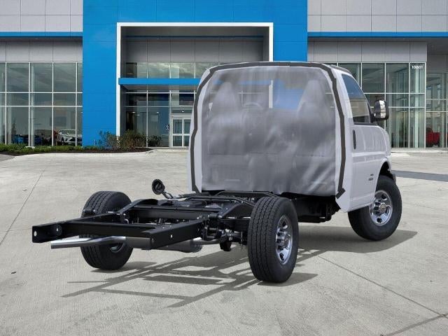 2026 Chevrolet Express Cutaway 3500 Base