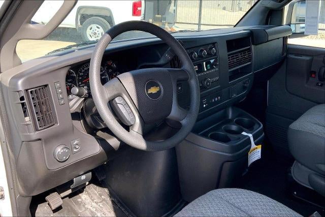 2024 Chevrolet Express Cutaway 3500 Base