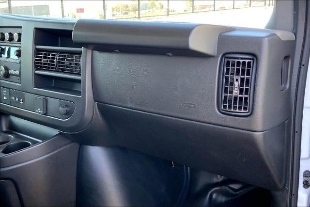 2024 Chevrolet Express Cutaway 3500 Base