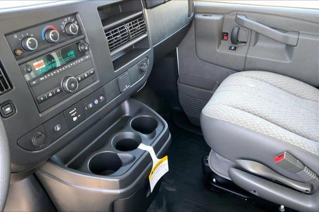 2024 Chevrolet Express Cutaway 3500 Base