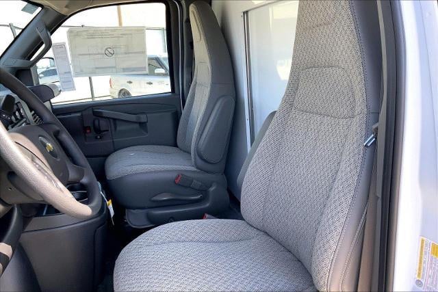 2024 Chevrolet Express Cutaway 3500 Base