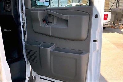2024 Chevrolet Express Cutaway 3500 Base