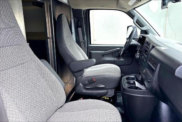 2026 Chevrolet Express Cutaway 3500 Base
