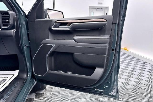 2025 Chevrolet Silverado 1500 LT (2FL)