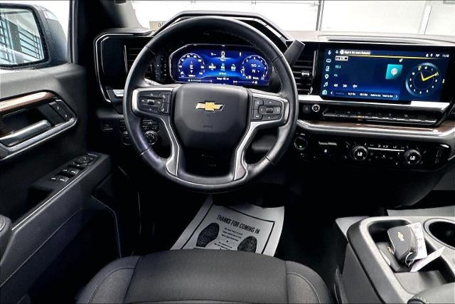 2025 Chevrolet Silverado 1500 LT (2FL)