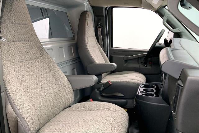 2025 Chevrolet Express Cargo 2500 Base