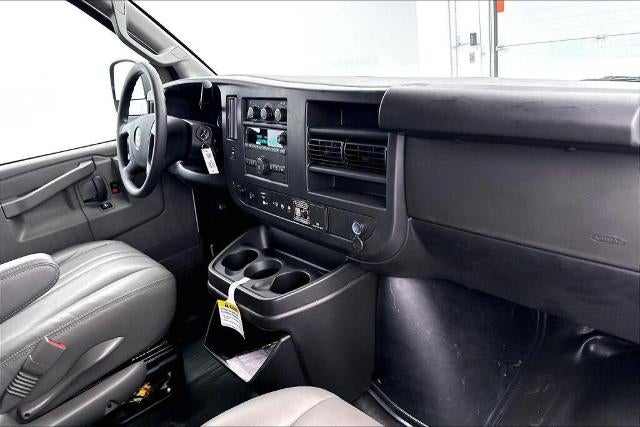 2025 Chevrolet Express Cargo Base