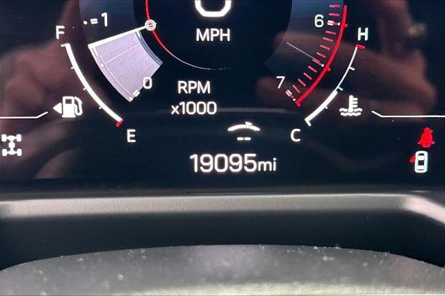 2024 GMC Acadia AT4