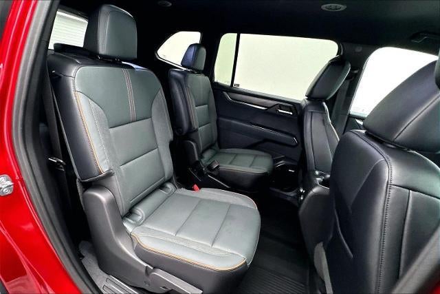 2024 GMC Acadia AT4