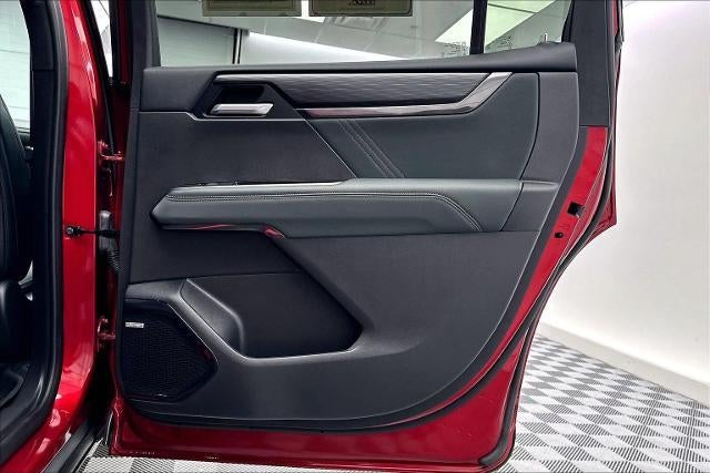 2024 GMC Acadia AT4