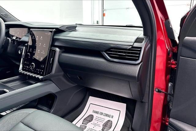 2024 GMC Acadia AT4