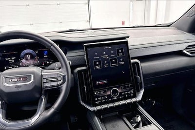 2024 GMC Acadia AT4