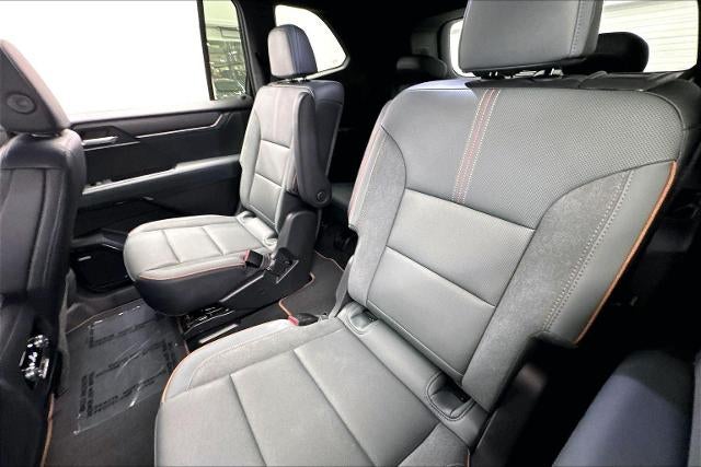 2024 GMC Acadia AT4