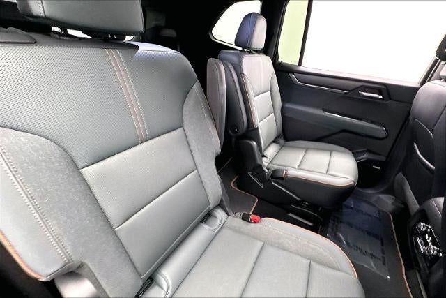 2024 GMC Acadia AT4