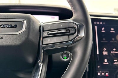 2025 GMC Acadia Denali