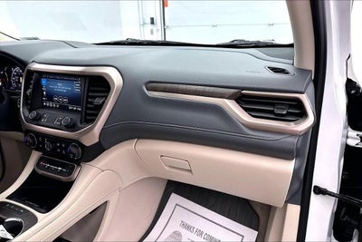 2023 GMC Acadia Denali