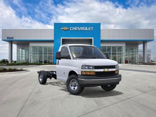 2026 Chevrolet Express Cutaway 3500 Base