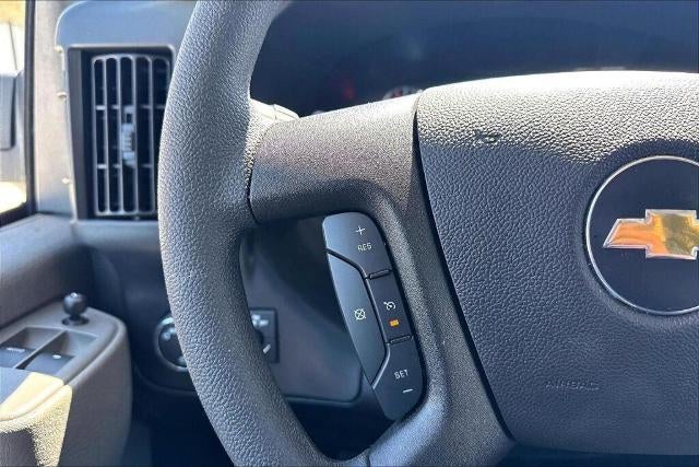 2026 Chevrolet Express Cutaway 3500 Base