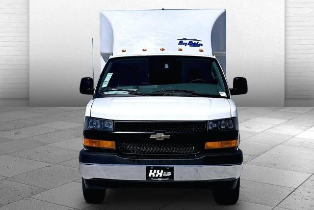 2026 Chevrolet Express Cutaway 3500 Base