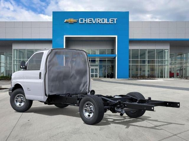 2026 Chevrolet Express Cutaway 3500 Base