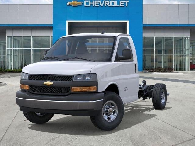 2026 Chevrolet Express Cutaway 3500 Base