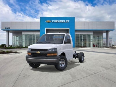 2026 Chevrolet Express Cutaway 3500 Base
