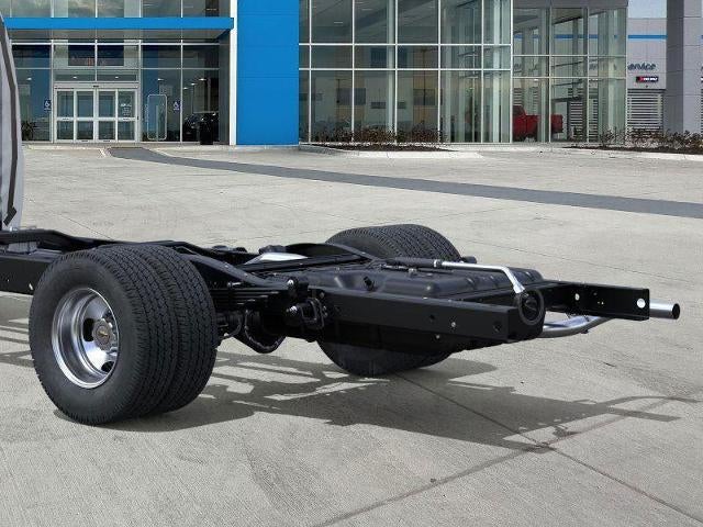 2025 Chevrolet Express Cutaway 3500 Base