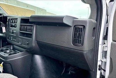 2025 Chevrolet Express Cutaway 3500 Base