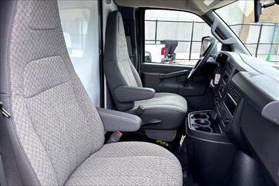 2025 Chevrolet Express Cutaway 3500 Base