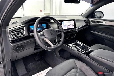 2024 Volkswagen Atlas Cross Sport 2.0T SE w/Technology