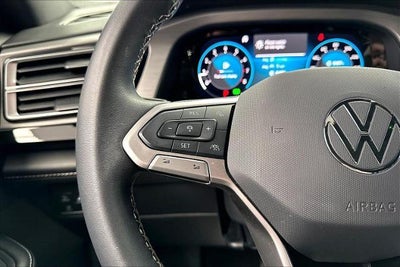 2024 Volkswagen Atlas Cross Sport 2.0T SE w/Technology