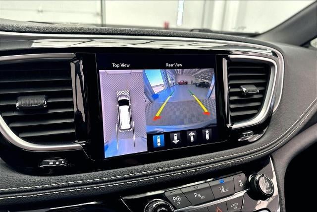 2020 Chrysler Pacifica Hybrid Limited