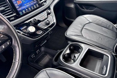 2020 Chrysler Pacifica Hybrid Limited