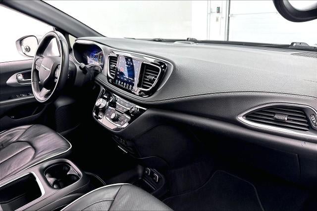 2020 Chrysler Pacifica Hybrid Limited