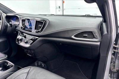 2020 Chrysler Pacifica Hybrid Limited