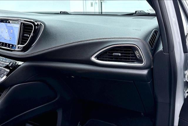 2024 Chrysler Pacifica Pinnacle