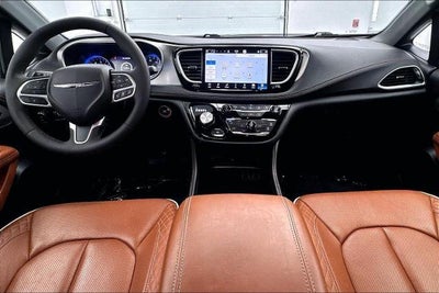 2024 Chrysler Pacifica Pinnacle
