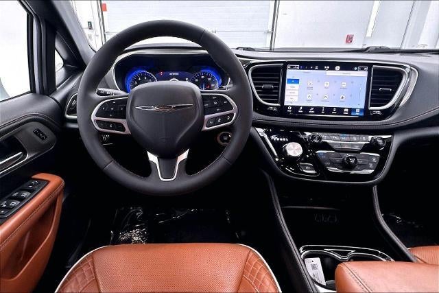 2024 Chrysler Pacifica Pinnacle