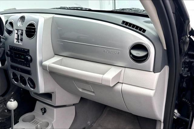 2008 Chrysler PT Cruiser Base