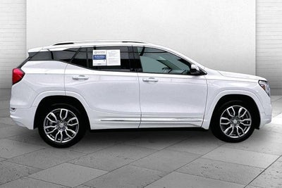 2023 GMC Terrain Denali