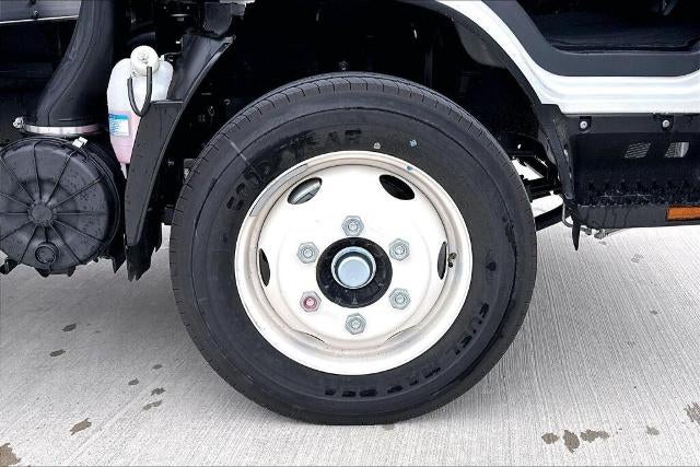 2025 Chevrolet Low Cab Forward 5500 XG 1WT