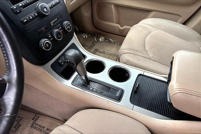 2010 Saturn Outlook XE