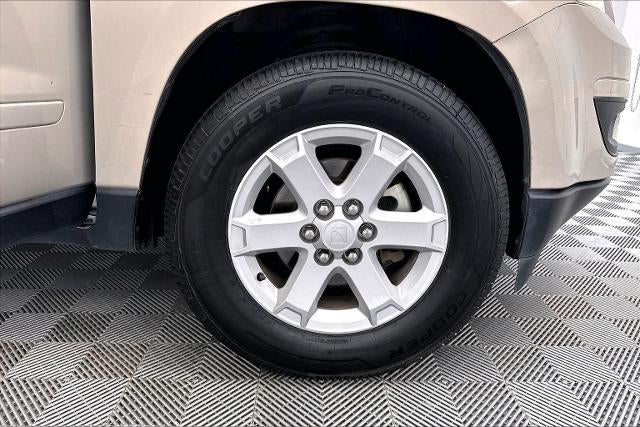 2010 Saturn Outlook XE