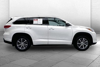 2018 Toyota Highlander SE