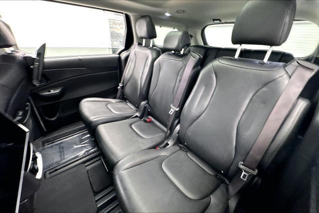 2025 Kia Carnival Hybrid SX