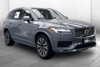 2022 Volvo XC90 Momentum
